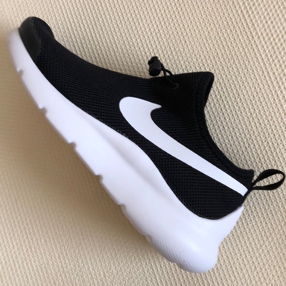 NIKE LIFESTYLE SNEAKERS - Picture 5 of 8